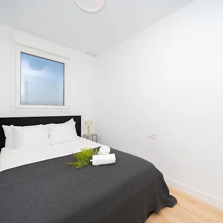 Xpce Urban 9 Skyline - Parking Free Apartamento