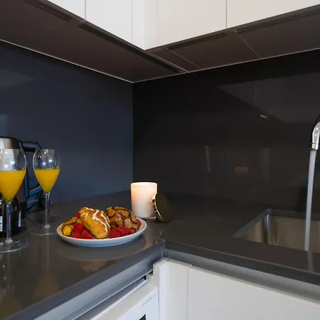 Xpce Urban 9 Skyline - Parking Free Apartment *