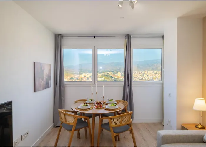 Xpce Urban 9 Skyline - Parking Free *